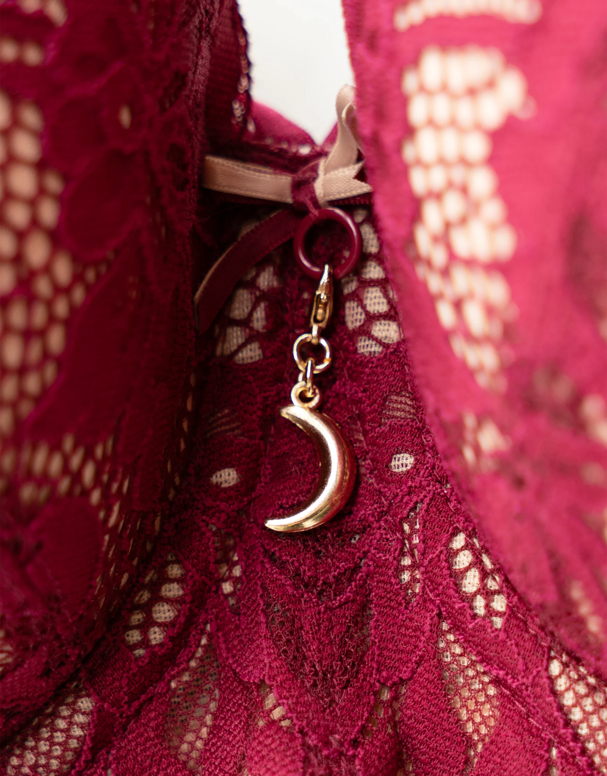 Bra Charm Moon - Image 2